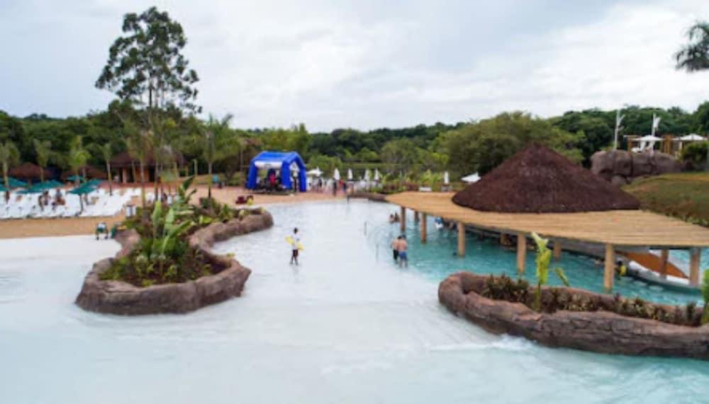 Mabu Thermas Grand Resort Foz do Iguaçu Eksteriør bilde The artificial beach
