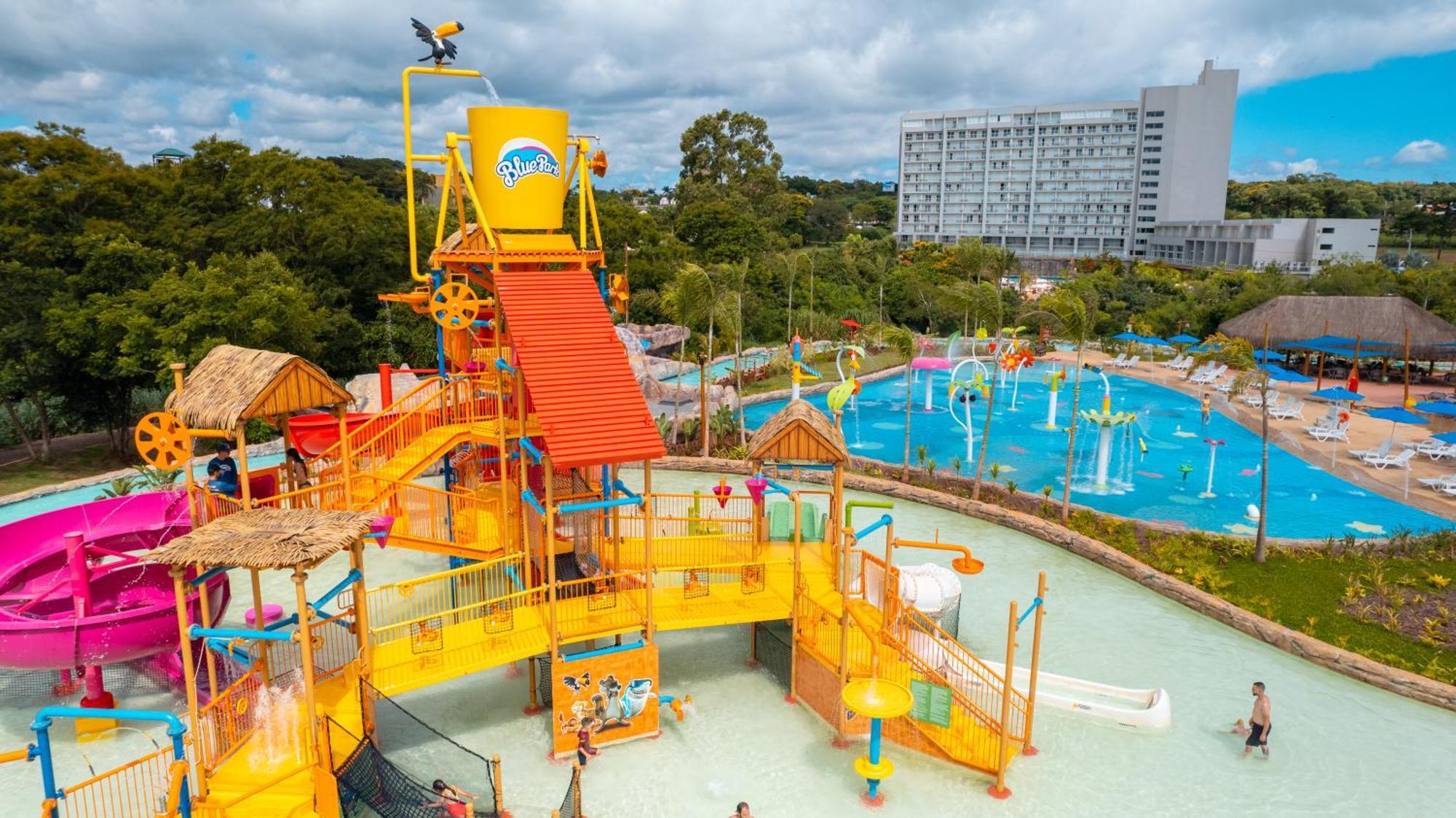 Mabu Thermas Grand Resort Foz do Iguaçu Eksteriør bilde Wet 'n' Wild Water Park