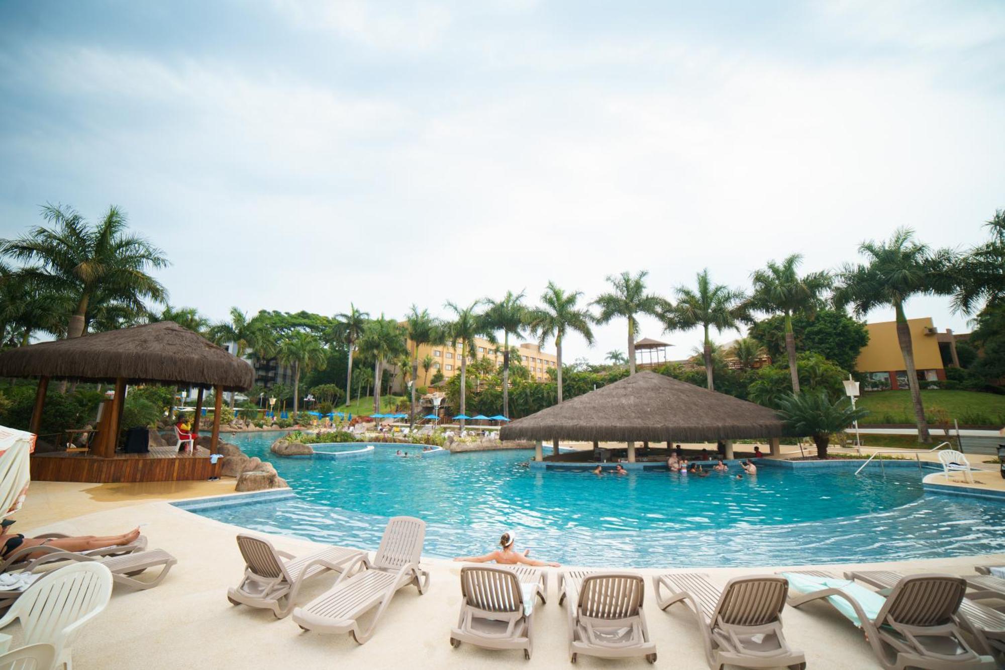 Mabu Thermas Grand Resort Foz do Iguaçu Eksteriør bilde Pool at the Grand Palladium Resort and Spa