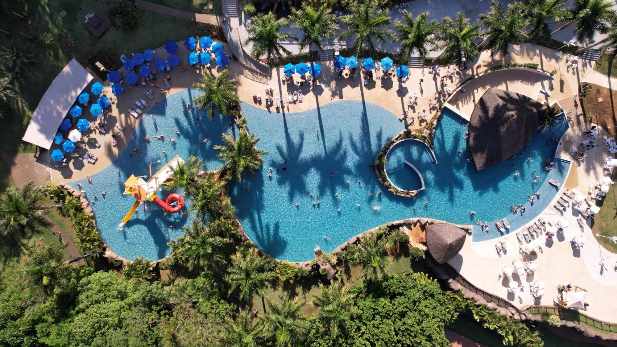 Mabu Thermas Grand Resort Foz do Iguaçu Eksteriør bilde Aerial view of the water park